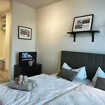 Uebersee Stay Apartment Bremen
